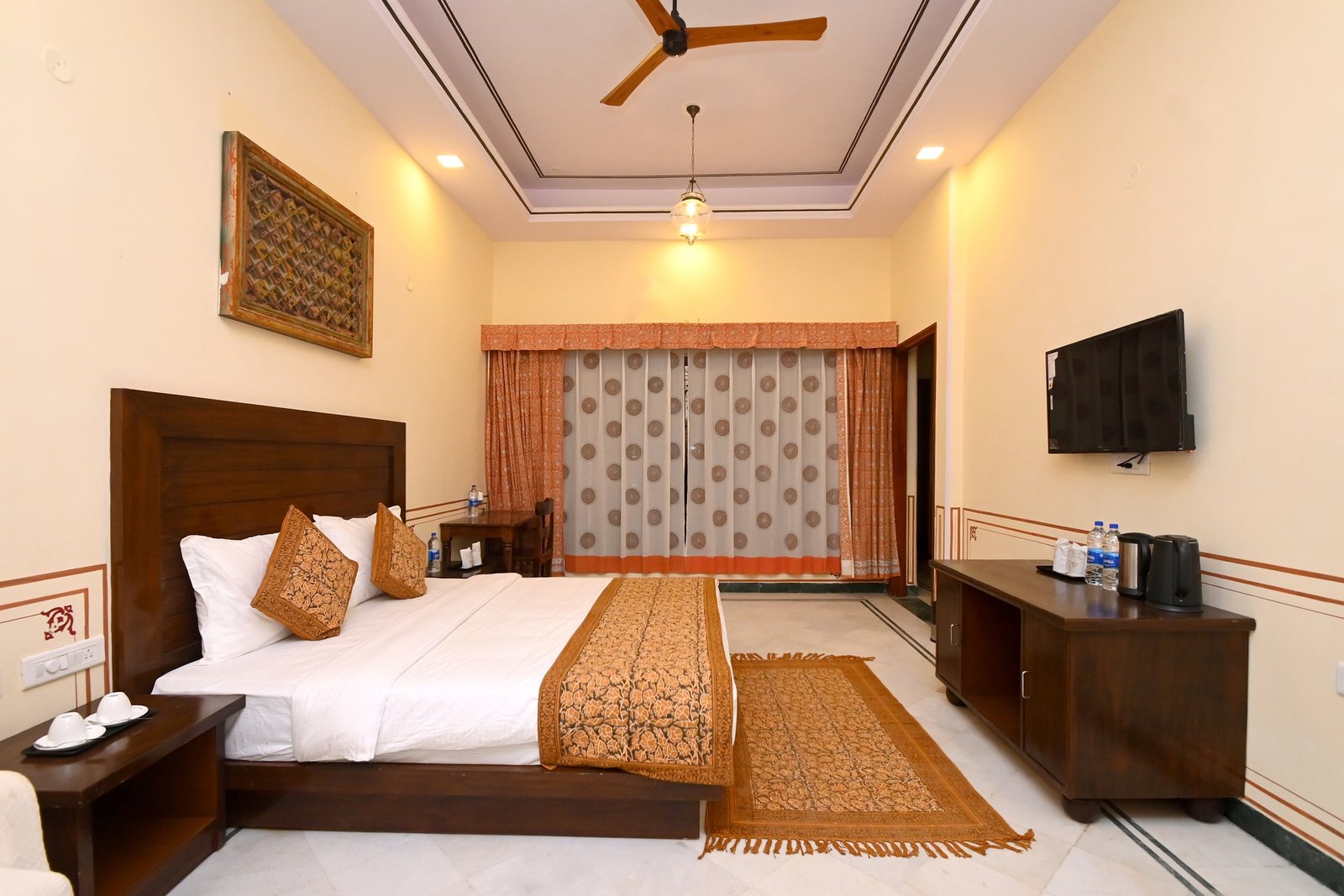 Aaram Bagh Maheshwar gallery 6